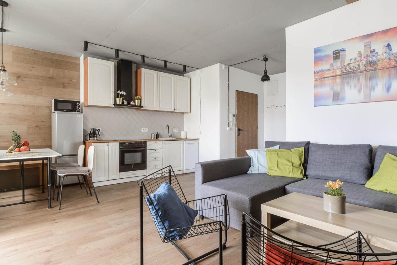 Stylish Apartment In The City Center Of วอร์ซอ ภายนอก รูปภาพ