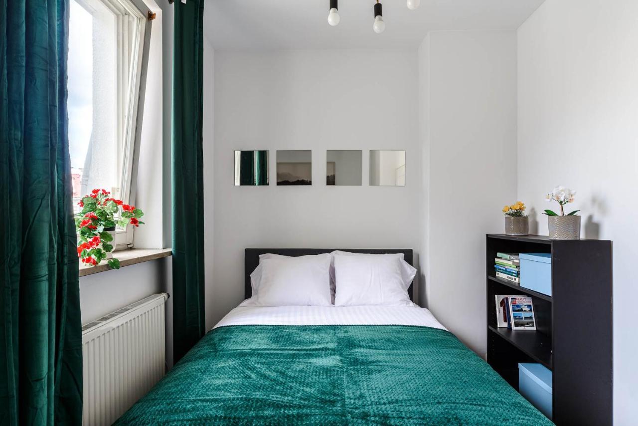 Stylish Apartment In The City Center Of วอร์ซอ ภายนอก รูปภาพ