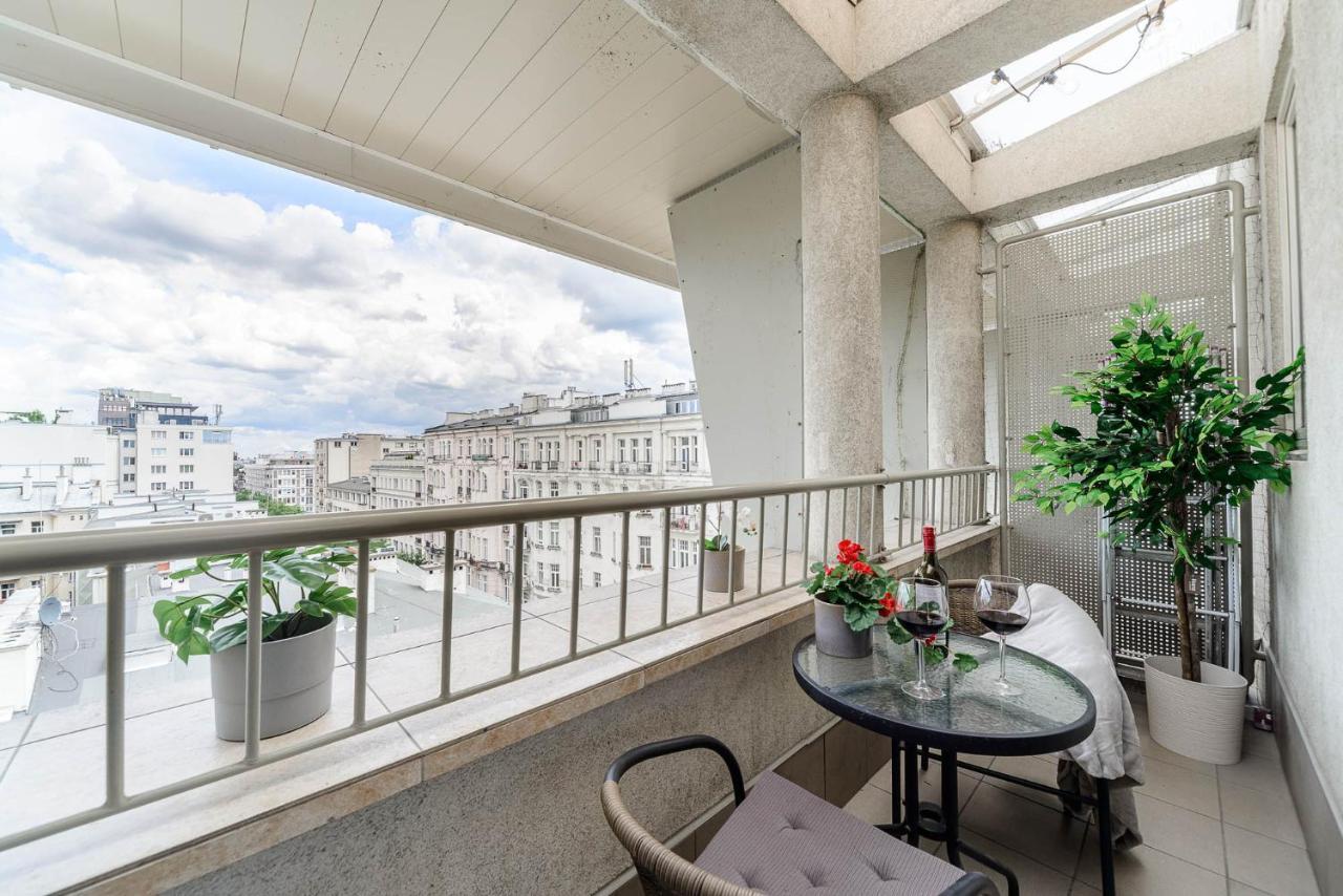 Stylish Apartment In The City Center Of วอร์ซอ ภายนอก รูปภาพ